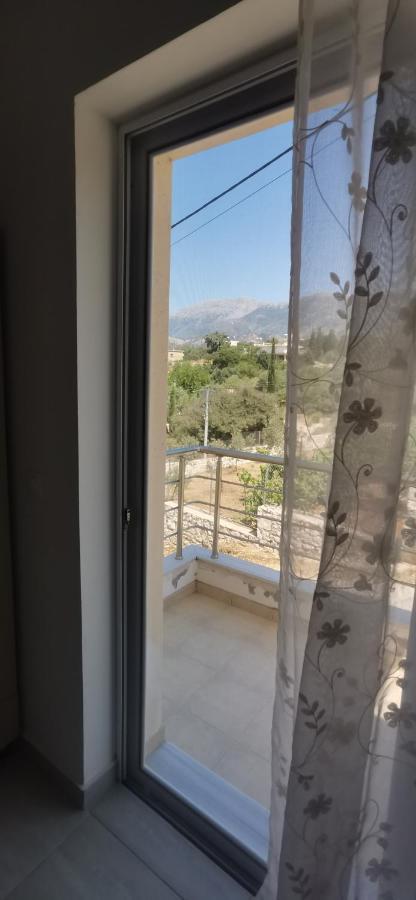 Apollon's Himare